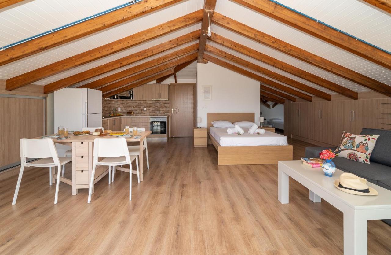 Donatos Apartamento Finikounta Exterior foto